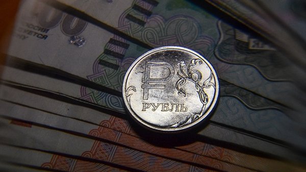 Переговоры Путина и Байдена могут укрепить позицию рубля на рынке 