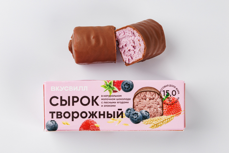 Сырок творожный с лесными ягодами и злаками 15%