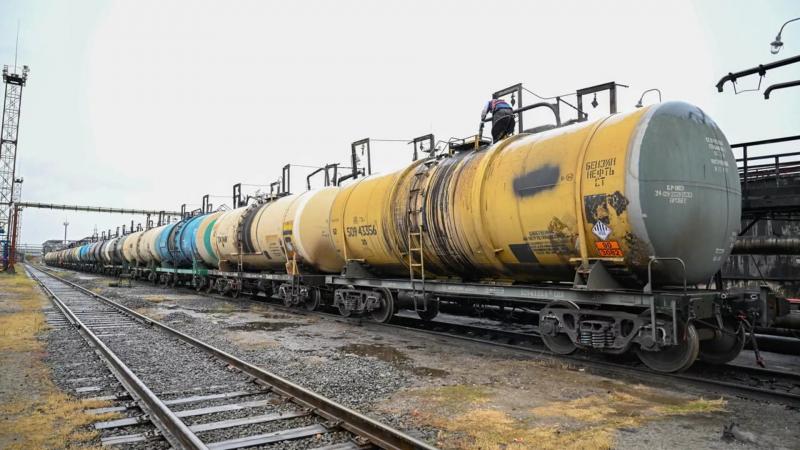 Снят запрет на экспорт бензина для российских производителей